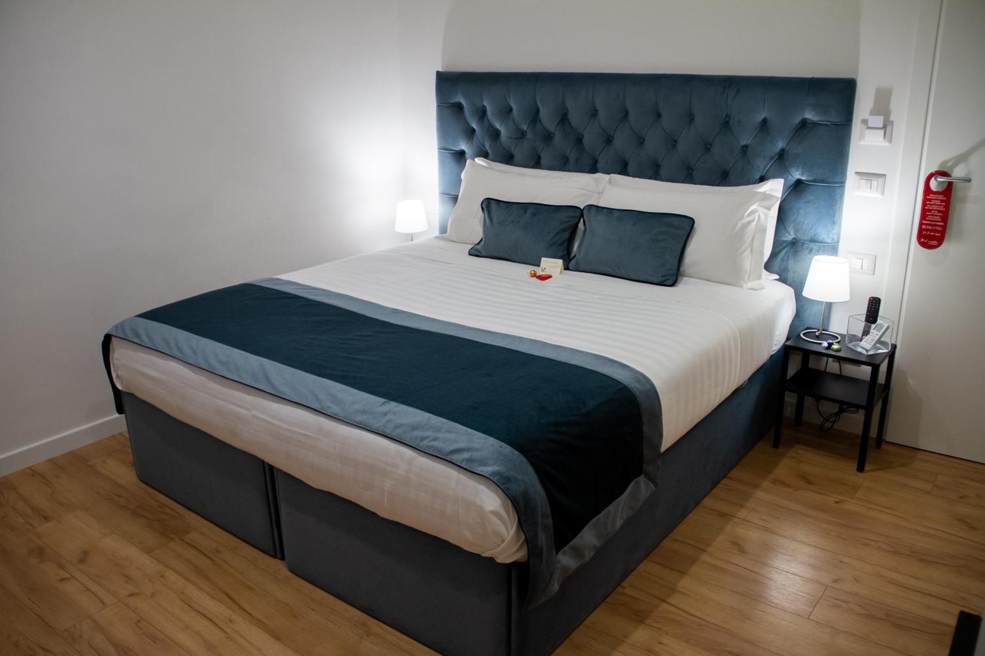 Home At Rome St. Peter Rooms&Apartment Εξωτερικό φωτογραφία