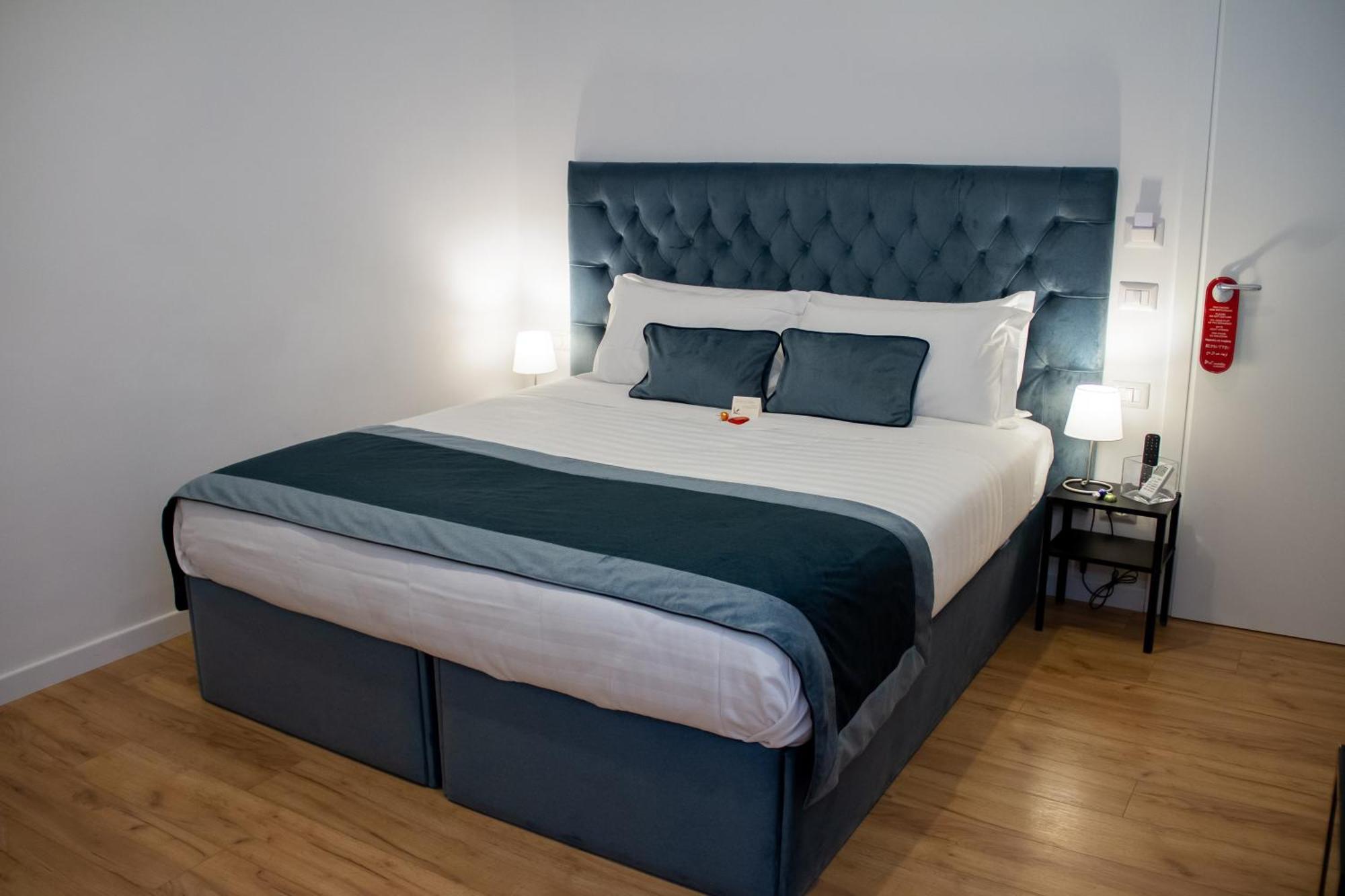 Home At Rome St. Peter Rooms&Apartment Εξωτερικό φωτογραφία