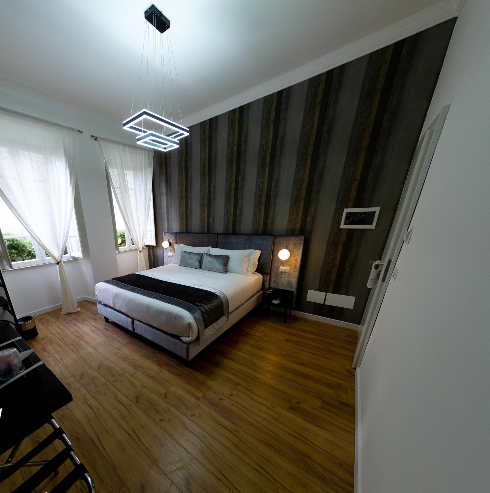 Home At Rome St. Peter Rooms&Apartment Εξωτερικό φωτογραφία
