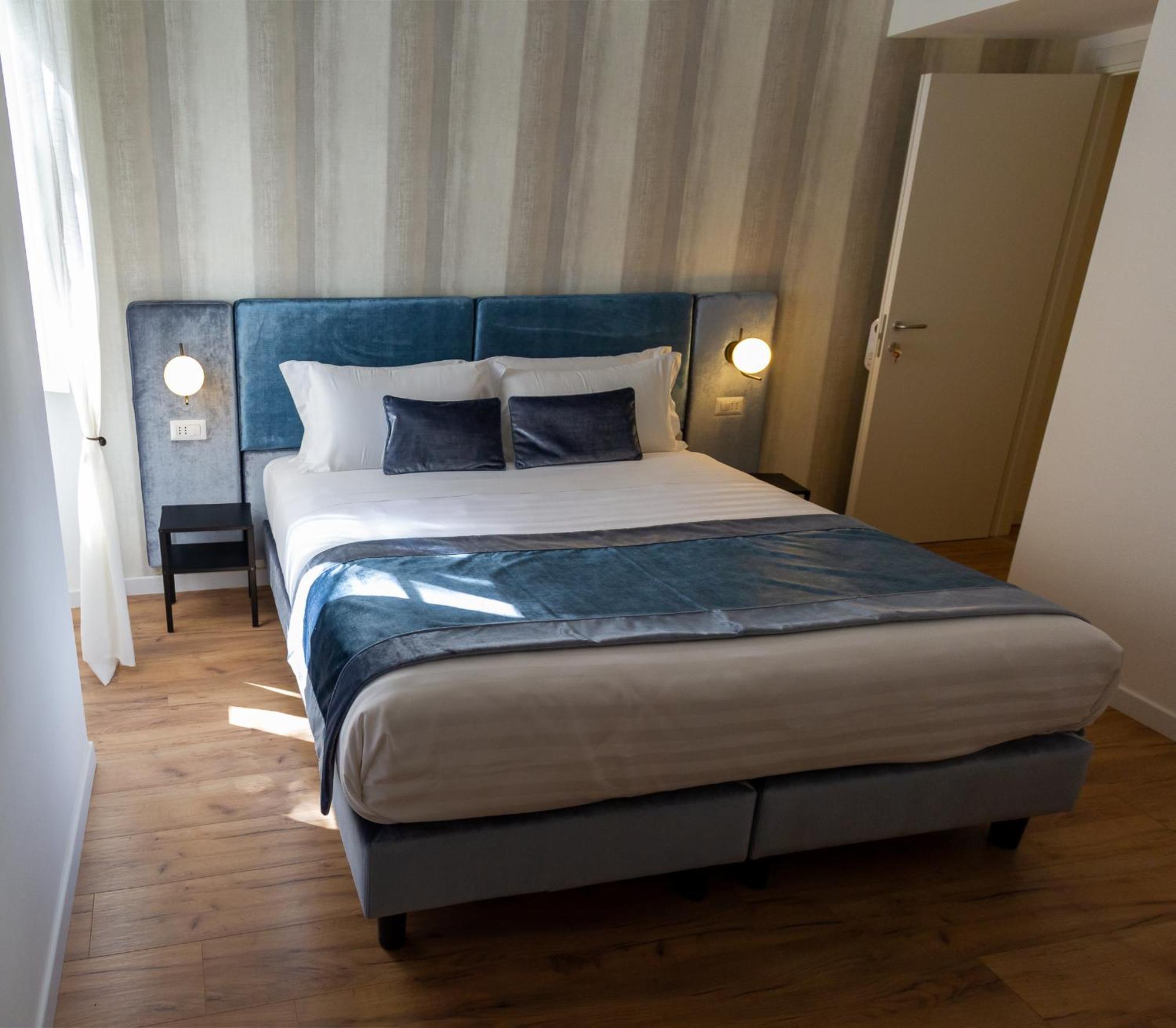 Home At Rome St. Peter Rooms&Apartment Εξωτερικό φωτογραφία